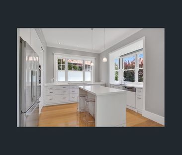 Elegant & Sophisticated Ground Floor Duplex - Photo 6