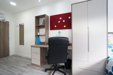 C4, 1 College Road - Photo 5