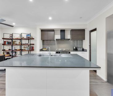 For Lease: Modern Family Home with Spacious Yard in Prime Yarrabilb... - Photo 1