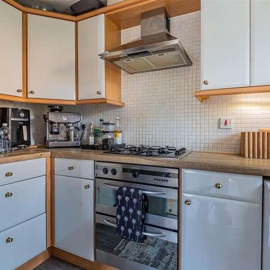 O'leary Drive, Cardiff Bay, Cardiff, CF11 - Photo 1