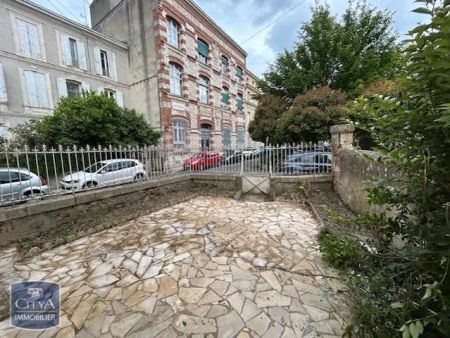 Appartement à louer 2 pièces 69.9m² - Photo 2