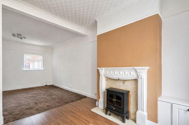2 bedroom terraced house to rent - Photo 1