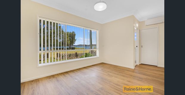 3 BEDROOM BEACHFRONT BEAUTY - Photo 1