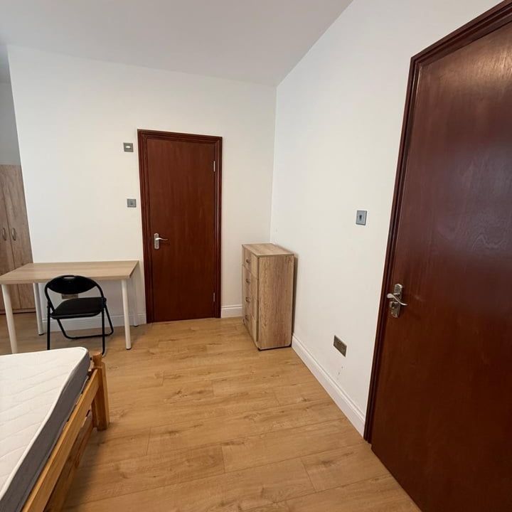 Room in a Shared House, Arnold Road, N15 - Photo 1