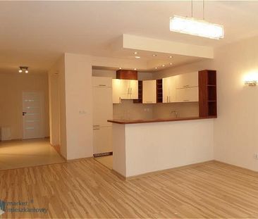 Warszawa, Wilanów, Miasteczko Wilanów, Sarmacka - Photo 2