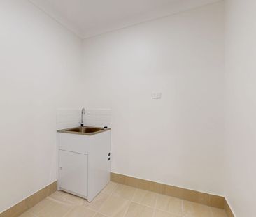 Newly Built Duplex In A Gated Community - Photo 4