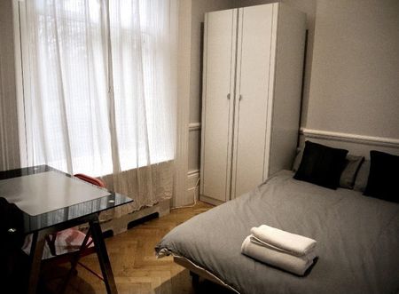 3 Bed Flat, Priory Road, NW6 - Photo 5