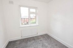3 bed House - Semi-Detached for Rent - Photo 2