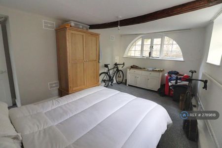 1 bedroom flat to rent - Photo 3