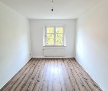 geräumige 2,5 Raum Wohnung auf Wunsch mit EBK - Photo 4