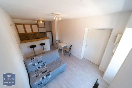 Appartement à louer 2 pièces 27.6m² - Photo 2