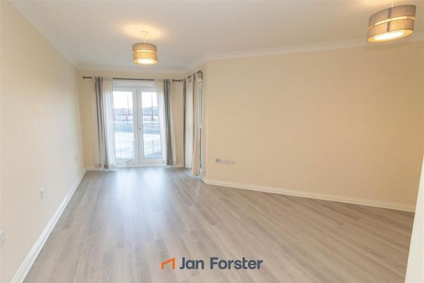 2 Bedroom Apartment - Photo 1