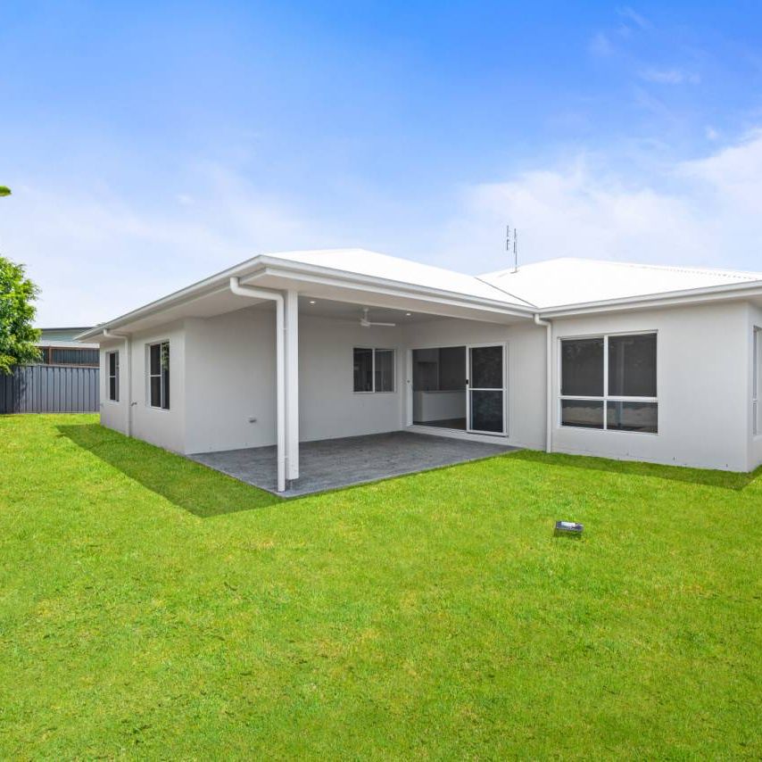 Brand New Modern Family Home in Idyllic Cooroy Location - Photo 1