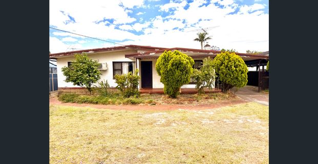 Spacious 4-Bedroom Family Home in Armadale - 6 Crawley Road - Photo 1