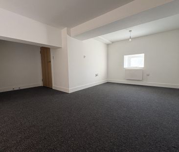 Gold Street - Photo 1