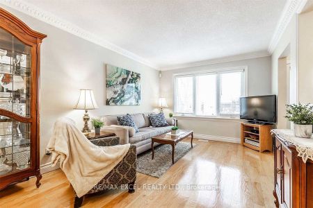 For Lease - 416 Rimilton Avenue, Toronto, Ontario - Photo 4