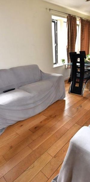 5 bedroom flat to rent - Photo 1