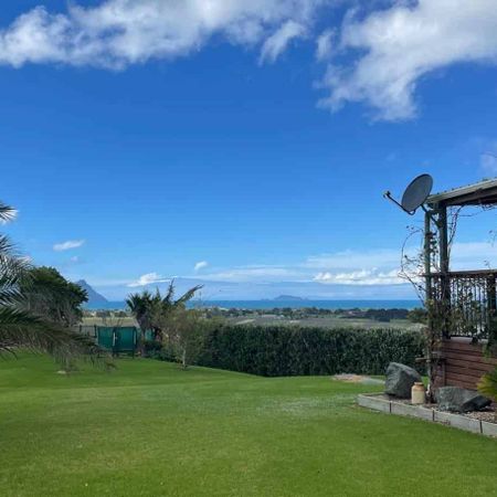 Fantastic Water Views - Photo 3