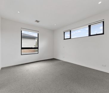 18A Percy Street, Balwyn VIC 3103 - House For Rent | Domain - Photo 2