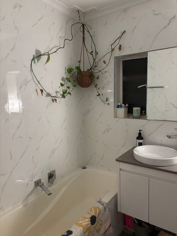 Double Bay - Photo 2