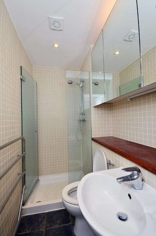 Frosa Mansions, Bloomsbury, WC1H - Photo 4