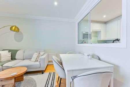 Plantation Wharf, Sw, Battersea, SW11 - Photo 2