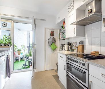 2 bedroom apartment to rent - Photo 6
