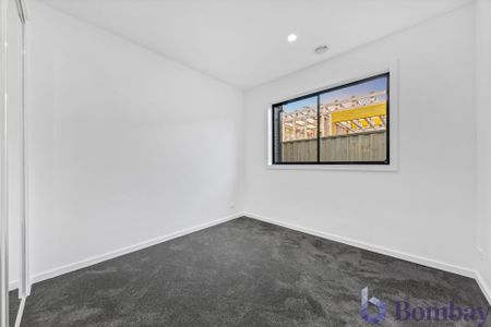 Beautiful Family Home - Photo 4