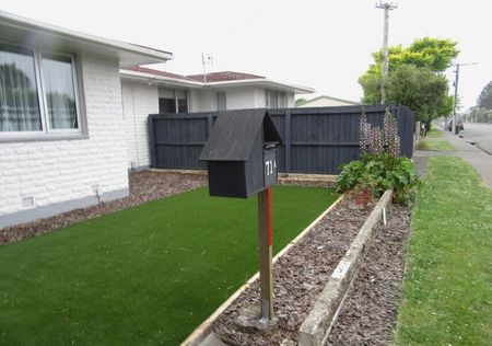 Convenient Location in Somerfield- 2 Bedroom modern unit - Photo 3