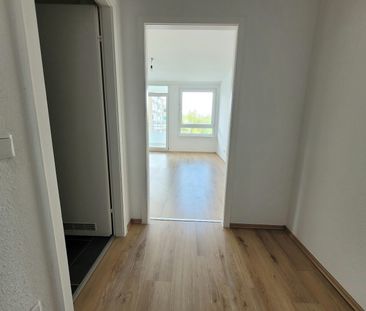 Schöne 2-Zimmer-Wohnung mit Balkon! - Foto 1