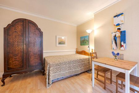 Studio to rent - Photo 2