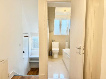 1 bedroom flat to rent - Photo 4