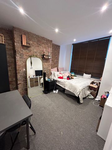 4 Bed Terraced House, Cedar Grove, M14 - Photo 5