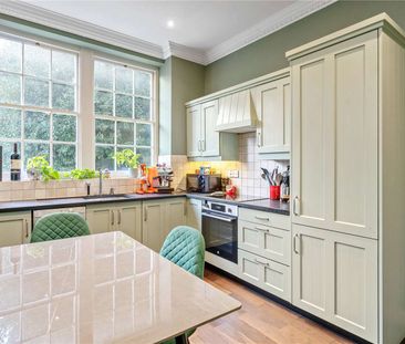 A stylish three double bedroom upper maisonette within the heart of... - Photo 2