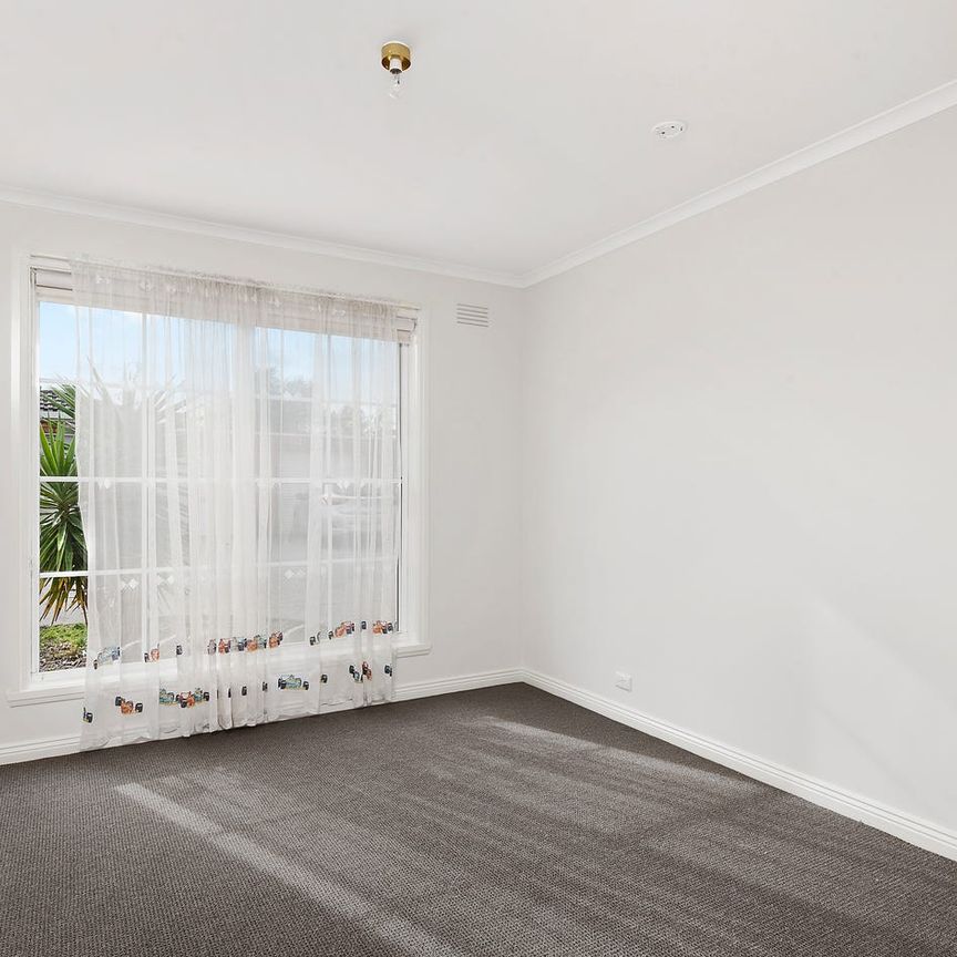 Convenience With A Touch Of Serenity - Photo 1