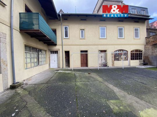 Pronájem bytu 1+1 33 m² - Fotografie 1
