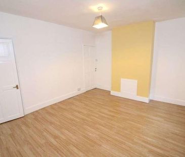 Home Lane - - Bed House, S6 - Photo 2