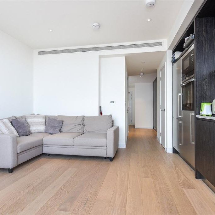 Studio to rent - Photo 1