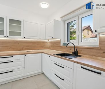 Pronájem domu 147 m² s pozemkem 642 m² - Photo 3