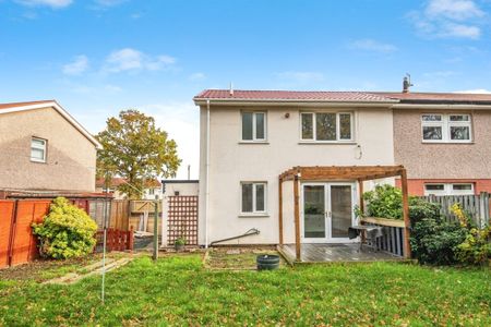 West Pinfold - Photo 3