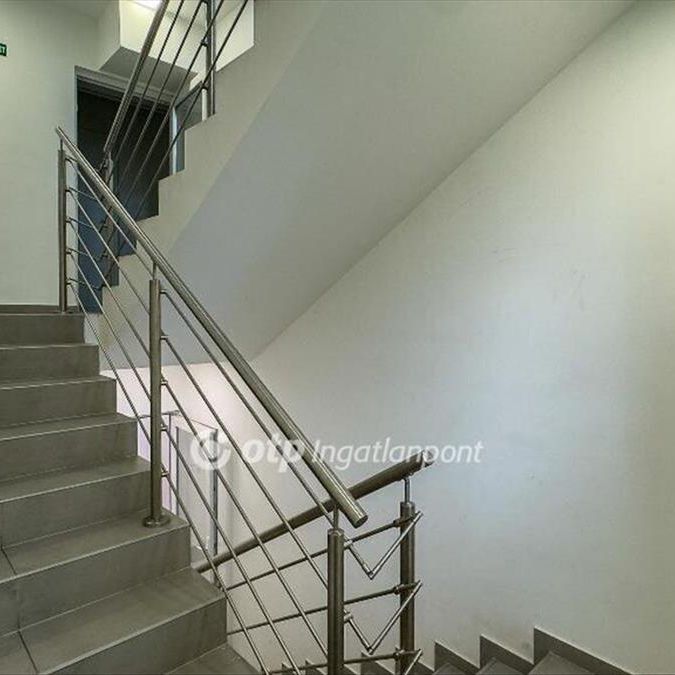 Kiadó újszerű állapotú lakás - Budapest III. kerület - Photo 1