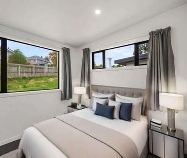 Duplex townhouse (with solar hot water cylinder) - Photo 1