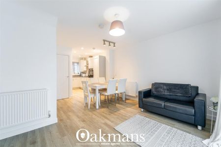 3 bedroom terraced house to rent - Photo 3