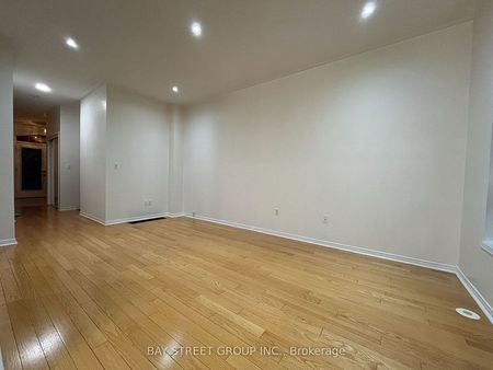 For Lease - 11 Wyper Square, Toronto, Ontario - Photo 4