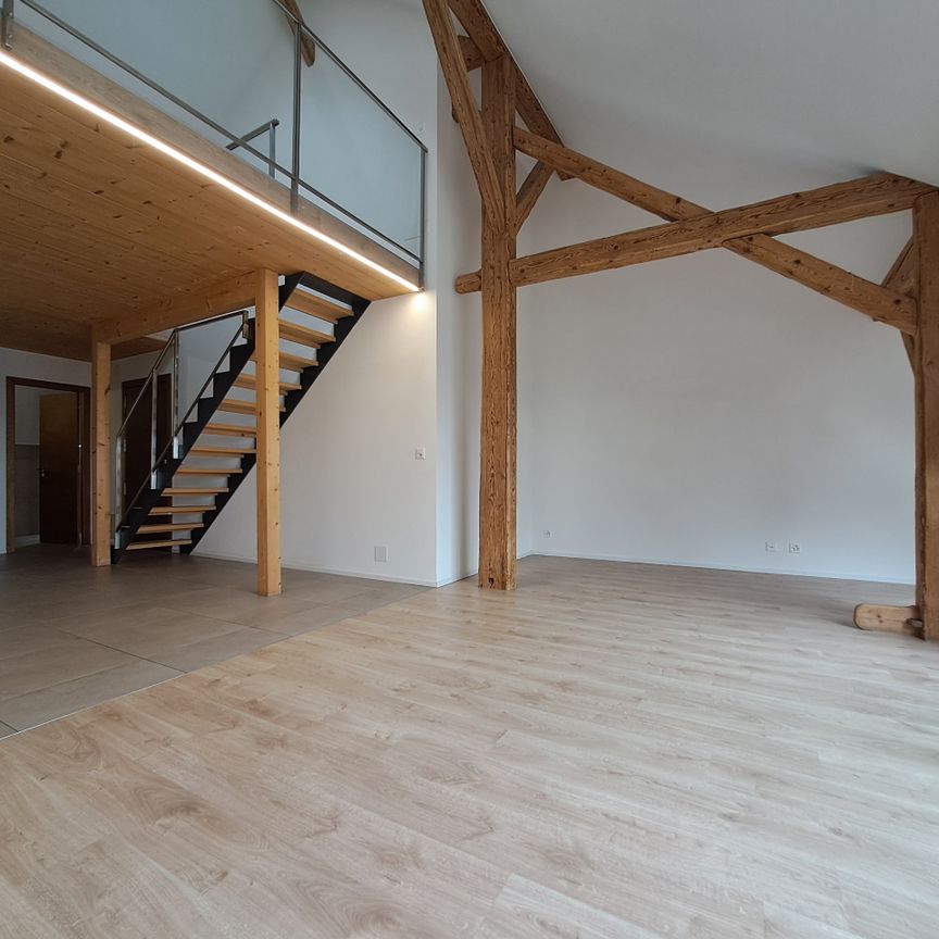 RUEYRES 8, Loft de ~ 78m2 avec mezzanine et aux poutres apparentes - Photo 1