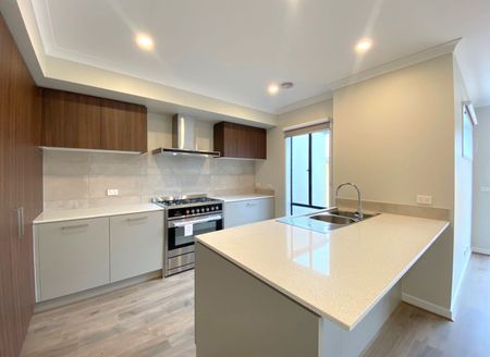 Modern Living at 6 Pinfold Road, Wollert - Photo 4