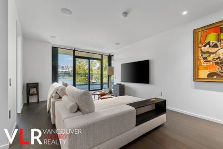 Condo in Vancouver East Side, BC - Photo 5