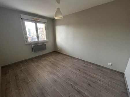 Beaux volumes à ILLKIRCH ! 114m² - 2 balcons, cave, garage et parking - Photo 2