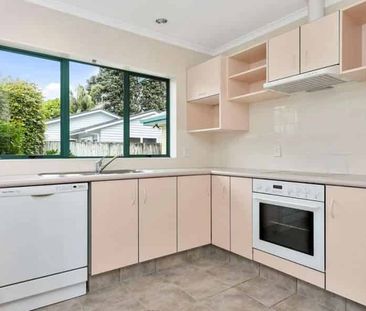 3 Bedroom Home in Tauranga South - Photo 3