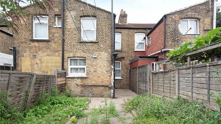 Lopen Road, Edmonton, London, N18 - Photo 4